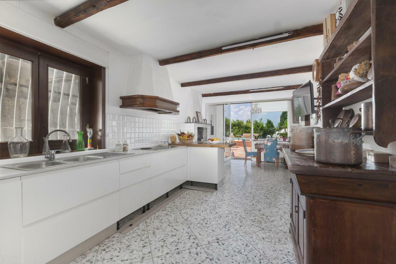 Amore Rentals - Villa Panorama Castellammare di Stabia Extérieur photo